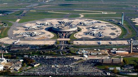 Paris Charles De Gaulle Airport A/C .